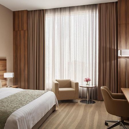 Bay La Sun Hotel And Marina - Emaar King Abdullah Economic City Exteriér fotografie A room at the hotel