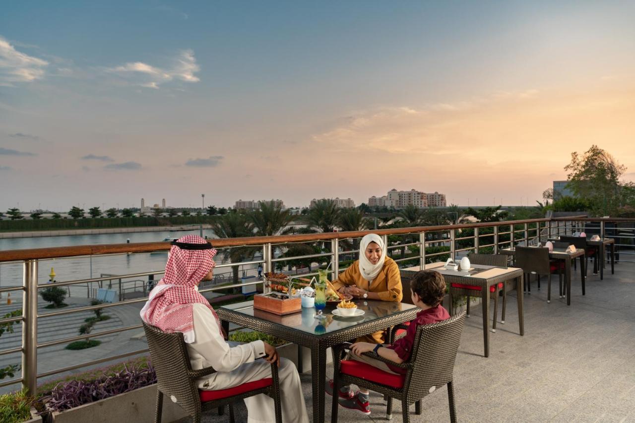 Bay La Sun Hotel And Marina - Emaar King Abdullah Economic City Exteriér fotografie View of the River