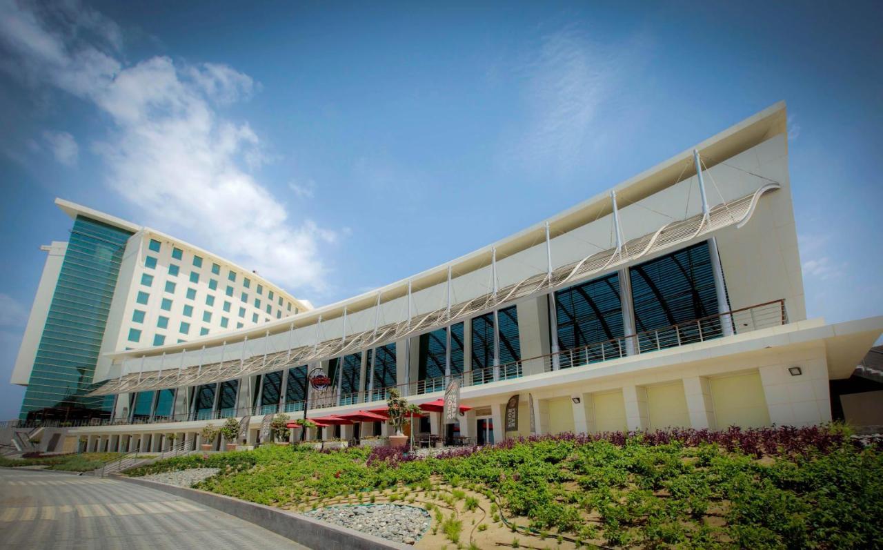 Bay La Sun Hotel And Marina - Emaar King Abdullah Economic City Exteriér fotografie The hospital's main building