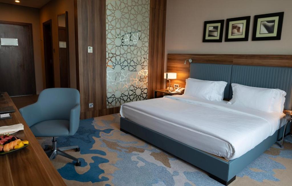 Bay La Sun Hotel And Marina - Emaar King Abdullah Economic City Exteriér fotografie A room at the hotel